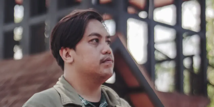 Banibunyi alias Eko Budi Rasyanto, musisi multitalenta dari Palu