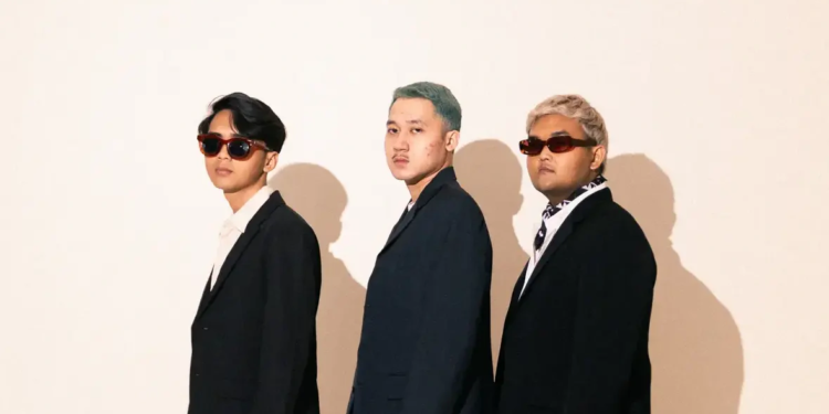 Trio indie pop asal Bintaro, Upleaf